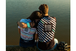 GEPIDA_FERFI_MEZ_ROVID_GE030701-02_LIFESTYLE_1.JPG